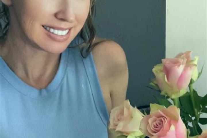 Luna, 22 — Escort in Mount Lewis, Australia