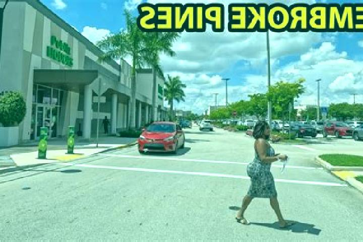Luna, 22 — Escort in Pembroke Pines, United States