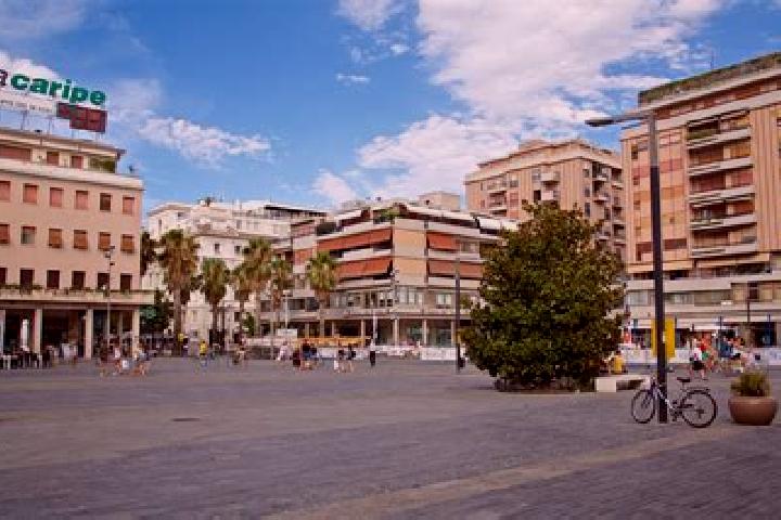 Luna, 22 — Escort in Scafa, Italy