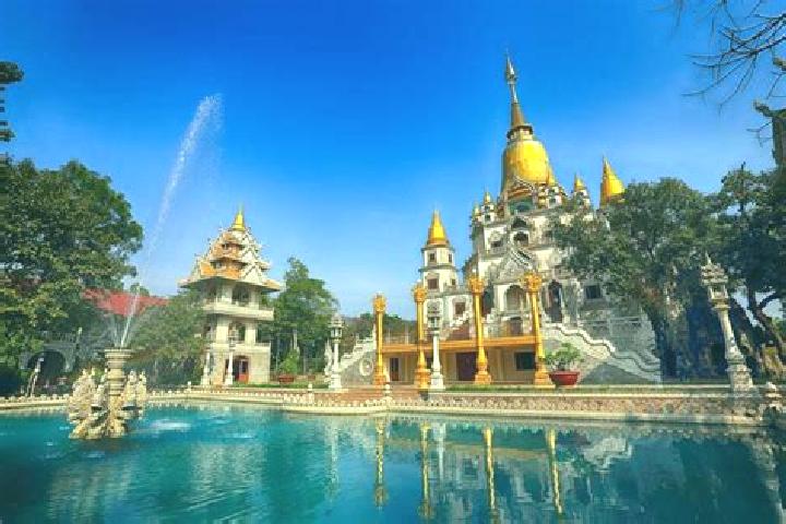 Luna, 22 — Escort in Thi Tran Phuoc Buu, Vietnam