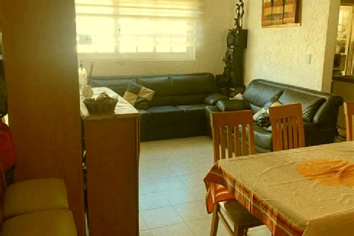 Luna, 22 — Escort in Valle de los Pinos, Mexico
