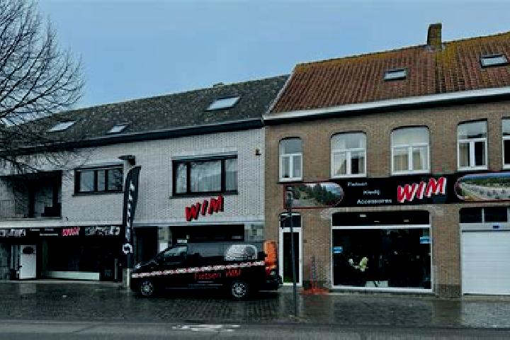 Luna, 22 — Escort in Zandvoorde, Belgium
