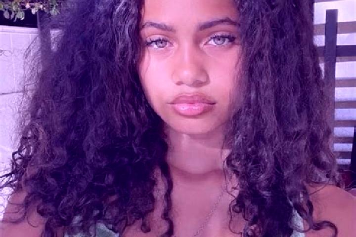 Luna, 23, a black amber-eyed mixed companion based in Tolu Viejo. Offering Girlfriend Experience, Tantra, Overnight. Available for incall and outcall, day an...