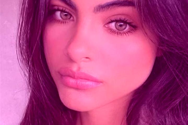 Luna, 23, a blonde dark-eyed middle eastern companion based in Tougue. Offering Couples, CIM, OWO, Girlfriend Experience, Domination. Available for incall an...