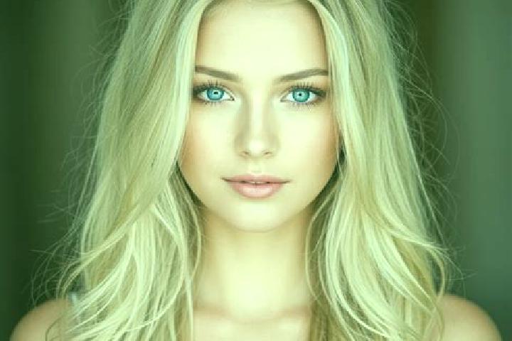 Luna, 23, a blonde grey-eyed mixed companion based in Jezdovec. Offering Dinner Date, GFE, Deep French Kissing, Prostate Massage, 69. Available for incall an...