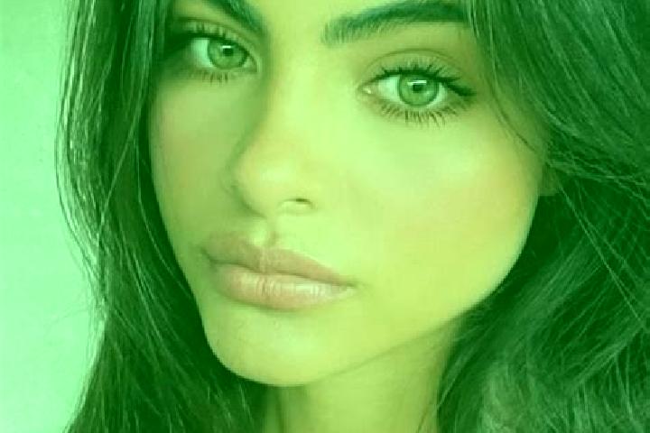 Luna, 23, a brunette dark-eyed mediterranean companion based in Waterman. Offering Prostate Massage, Duos, OWO. Available for incall and outcall, day and eve...