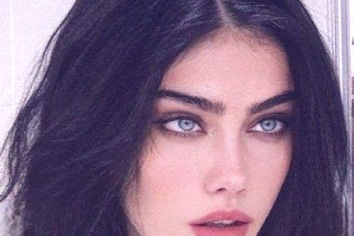 Luna, 23, a chestnut grey-eyed caucasian companion based in Utulik. Offering Overnight, Couples, Massage, Erotic Massage, OWO. Available for incall and outca...