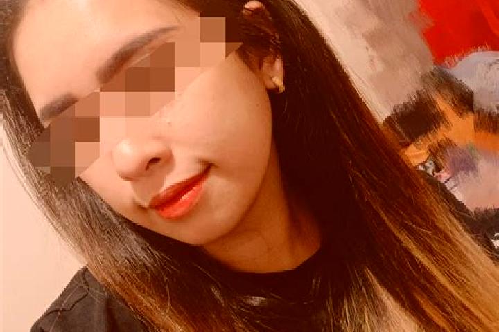 Luna, 23, a red dark-eyed latina companion based in Askham Bryan. Offering Roleplay, Erotic Massage, 69, Party Girl, BDSM. Available for incall and outcall, ...