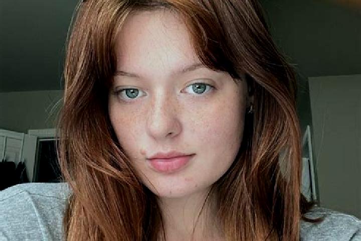 Luna, 23, a red grey-eyed caucasian companion based in Hermon. Offering Deep French Kissing, Prostate Massage, Duos. Available for incall and outcall, overni...