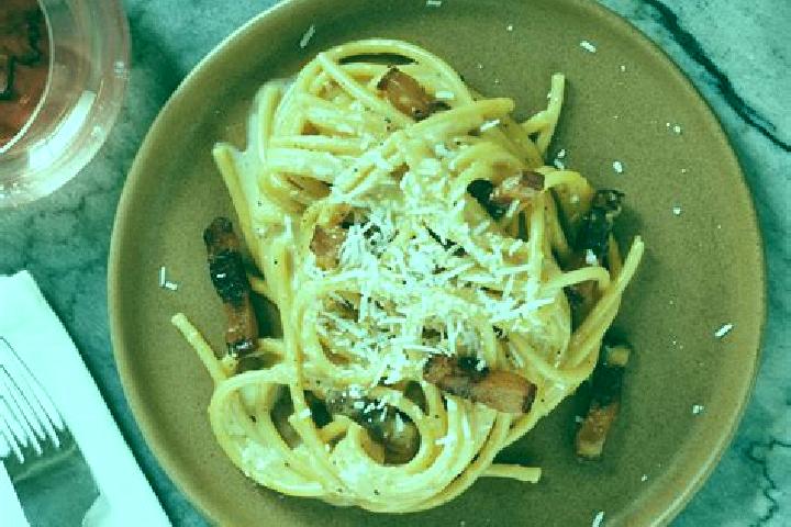 Luna, 23 — Escort in Carbonara, Italy