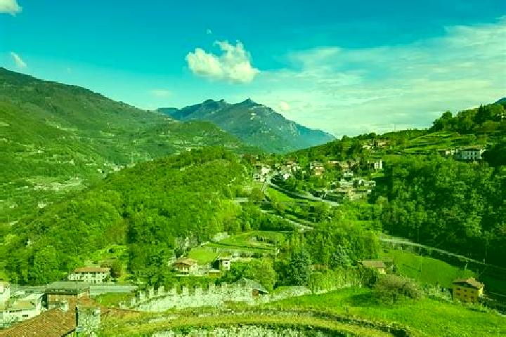 Luna, 23 — Escort in Cevo, Italy