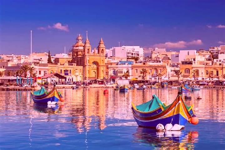 Luna, 23 — Escort in Fontana, Malta