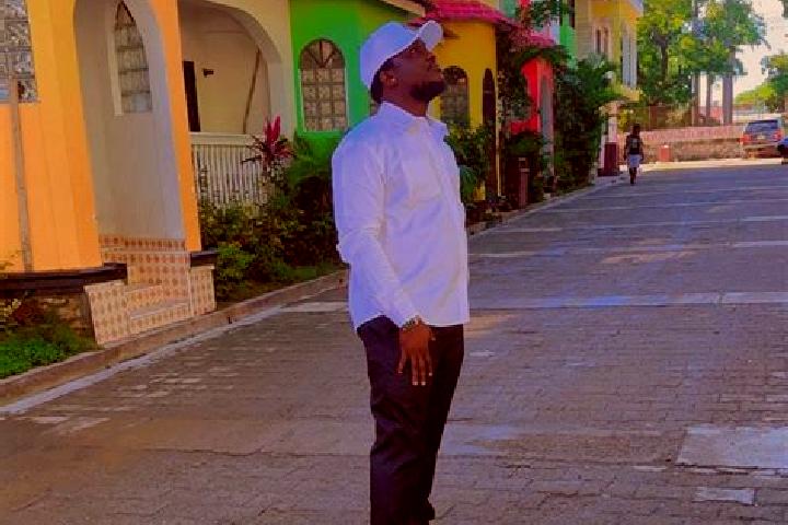 Luna, 23 — Escort in Jean-Rabel, Haiti