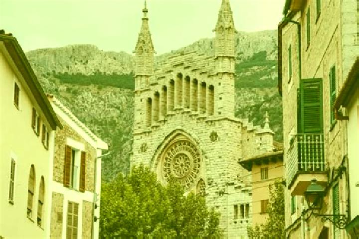 Luna, 23 — Escort in Soller, Spain