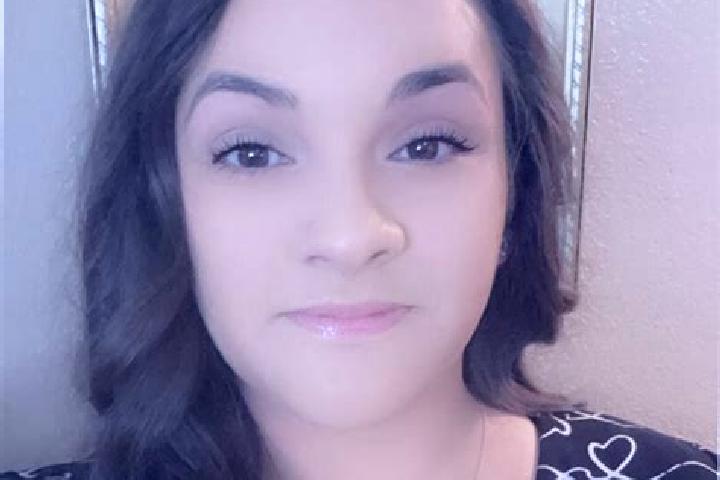 Luna, 23 — Escort in Turlock, United States
