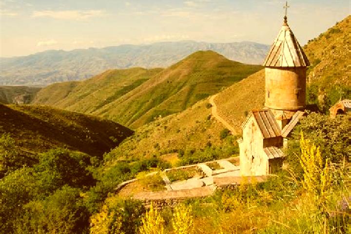 Luna, 23 — Escort in Vernashen, Armenia