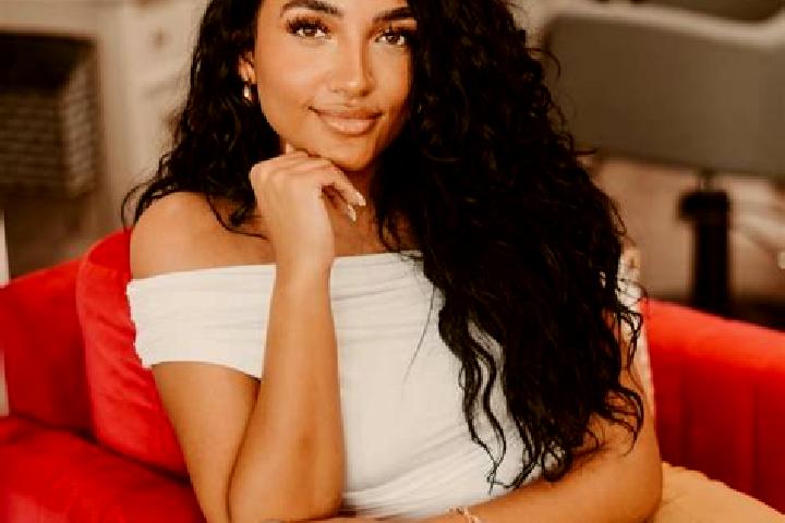 Luna, 23 — Escort in Zayda, Morocco