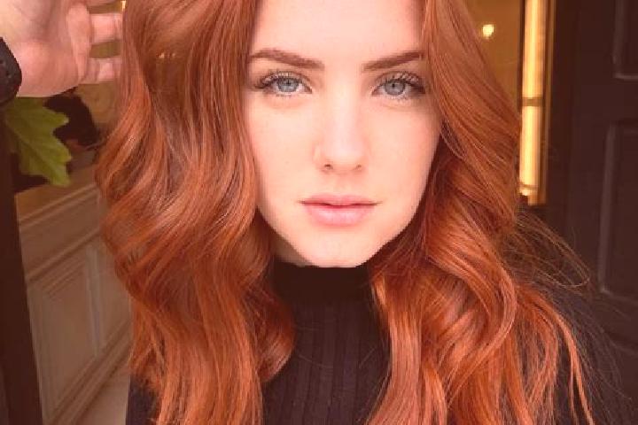 Luna, 24, a auburn blue-eyed caucasian companion based in Petriolo. Offering Duos, Domination, Roleplay, Fetish. Available for incall and outcall, day and ev...