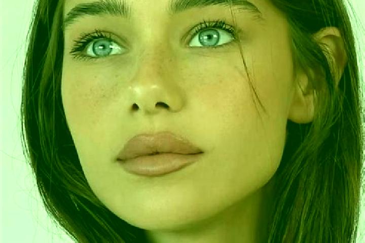 Luna, 24, a brunette amber-eyed european companion based in Itala. Offering Striptease, Massage, Dinner Date. Available for incall and outcall, overnight boo...