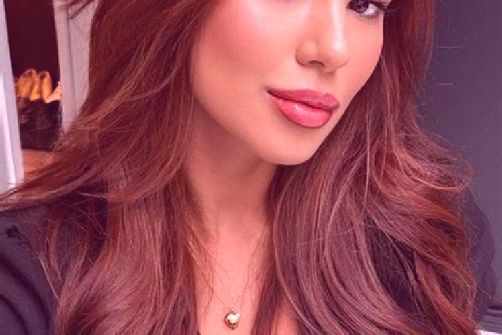 Luna, 24, a chestnut brown-eyed latina companion based in Hollister. Offering Tantra, Duos, Roleplay, BDSM. Available for incall and outcall, day and evening...