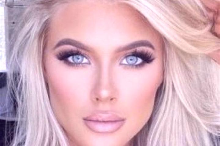 Luna, 24, a platinum blonde brown-eyed ebony companion based in Arak. Offering BDSM, Prostate Massage, Erotic Massage, Deep French Kissing. Available for inc...