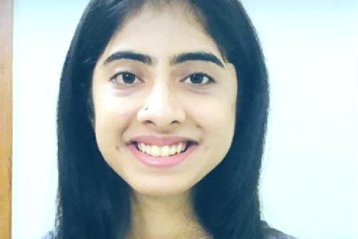 Luna, 24 — Escort in Bakarwala, India