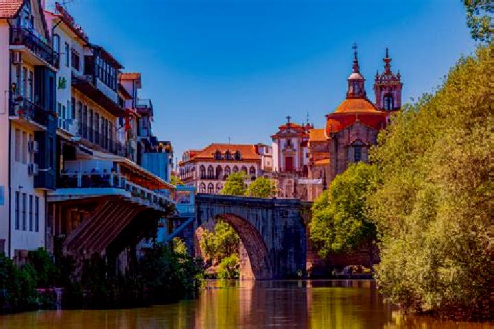 Luna, 24 — Escort in Ermidas, Portugal