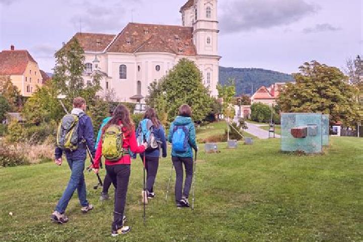 Luna, 24 — Escort in Sankt Lorenzen bei Scheifling, Austria