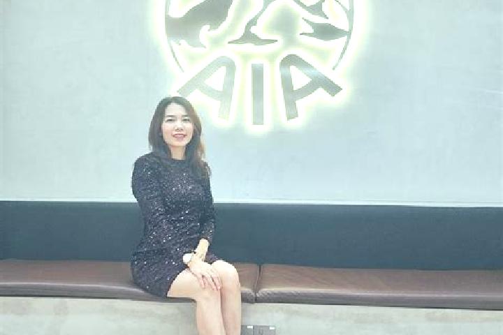 Luna, 24 — Escort in Waitun, China