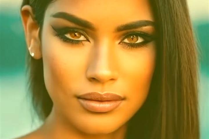Luna, 25, a black dark-eyed latina companion based in Guarapuava. Offering Overnight, Dinner Date, Striptease, CIM. Available for incall and outcall, day and...