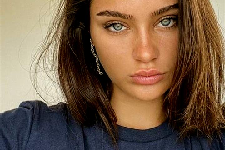 Luna, 25, a brunette amber-eyed indian companion based in Sillans. Offering Dinner Date, 69, Party Girl. Available for incall and outcall, day and evening da...