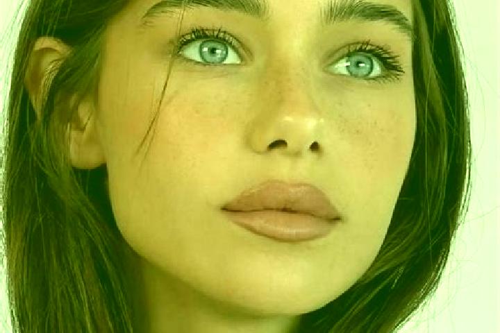 Luna, 25, a brunette brown-eyed mediterranean companion based in Carrigtwohill. Offering Travel Companion, Prostate Massage, CIM. Available for incall and ou...