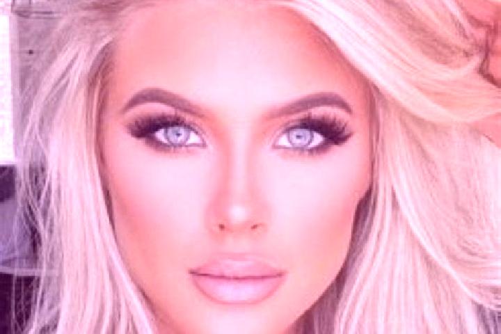 Luna, 25, a platinum blonde grey-eyed mixed companion based in Vadnagar. Offering Striptease, Fetish, Massage. Available for incall and outcall, overnight bo...