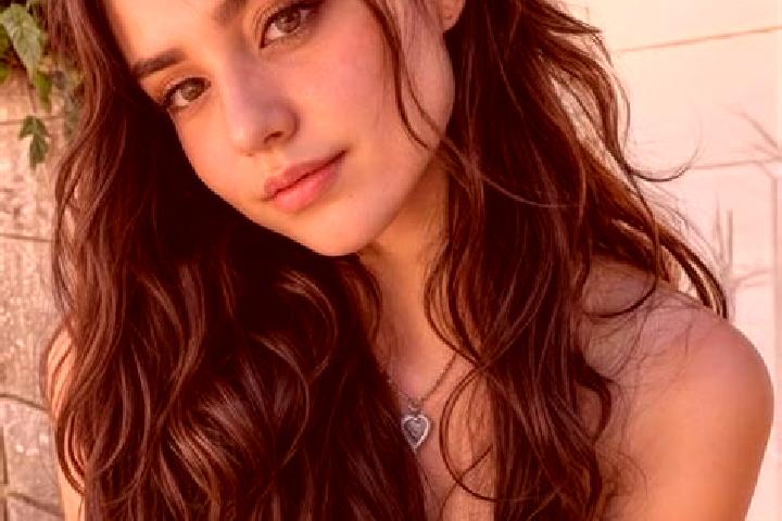 Luna, 25, a red hazel-eyed middle eastern companion based in Guenzou. Offering 69, Girlfriend Experience, BDSM, Erotic Massage. Available for incall and outc...