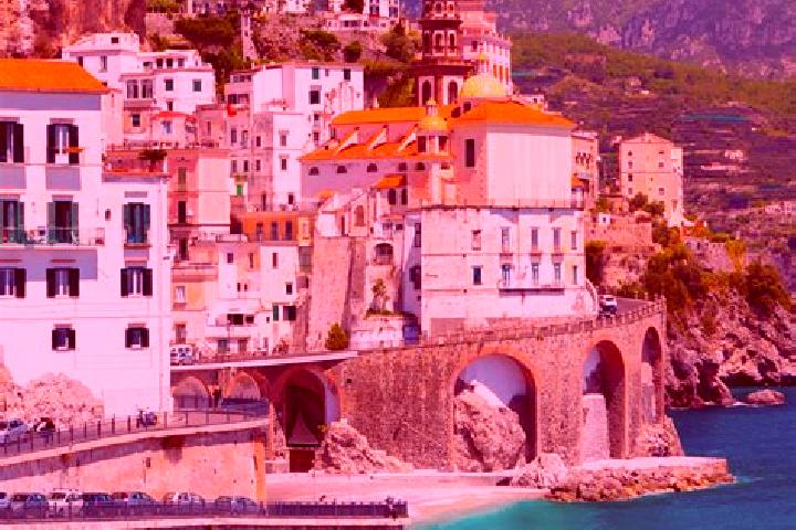 Luna, 25 — Escort in Carunchio, Italy