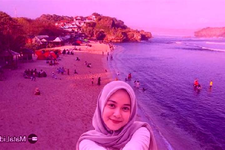 Luna, 25 — Escort in Growong Kidul, Indonesia