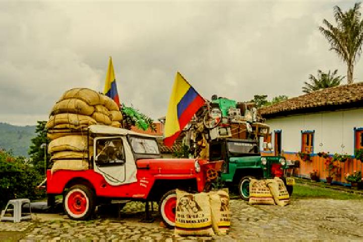 Luna, 25 — Escort in Jenesano, Colombia