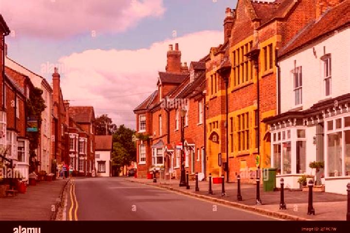 Luna, 25 — Escort in Kenilworth, United Kingdom