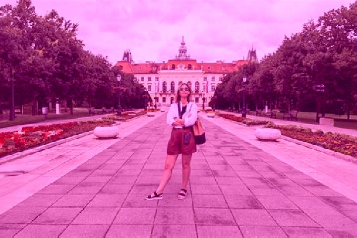 Luna, 25 — Escort in Konak, Serbia
