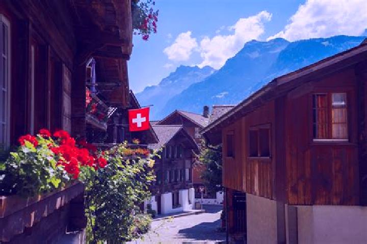 Luna, 25 — Escort in Mosnang, Switzerland