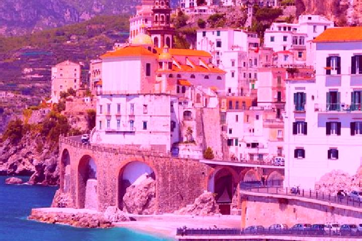 Luna, 25 — Escort in Prisco-Sandrin Piccolo, Italy