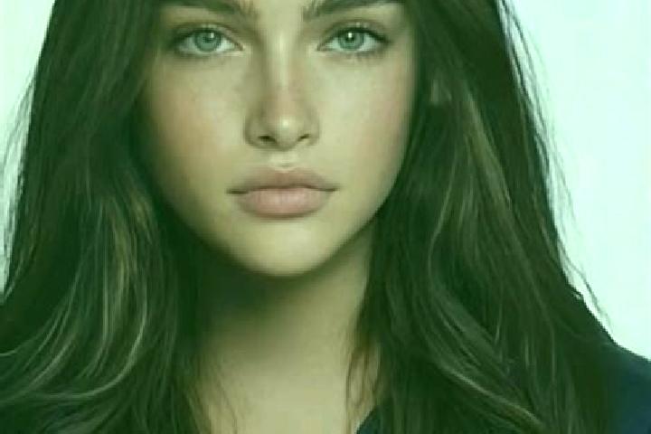 Luna, 26, a brunette dark-eyed caucasian companion based in Lagoa do Itaenga. Offering Dinner Date, Roleplay, Tantra, Party Girl. Available for incall and ou...