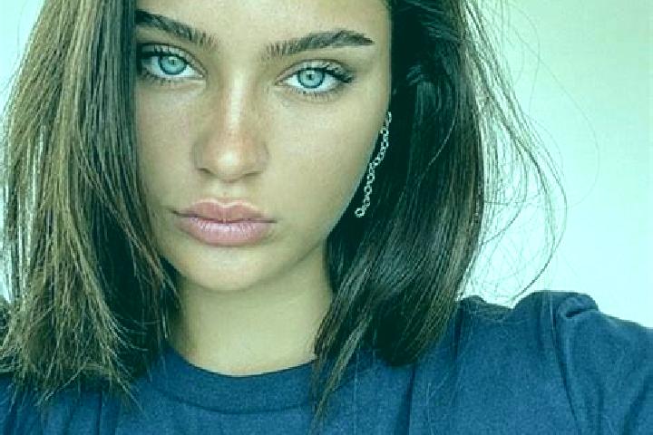 Luna, 26, a brunette dark-eyed slavic companion based in Zhuzilin. Offering Duos, Domination, Massage, Dinner Date. Available for incall and outcall, overnig...