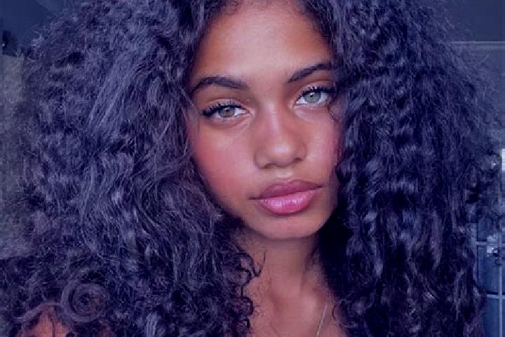 Luna, 26, a dark blonde blue-eyed ebony companion based in Pankovka. Offering CIM, Dinner Date. Available for incall and outcall, day and evening dates.