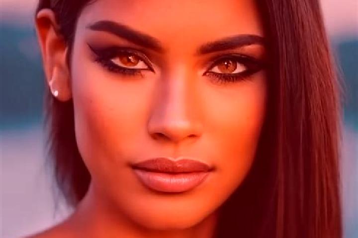 Luna, 26, a dark blonde grey-eyed latina companion based in Antrukan. Offering Couples, Massage, Party Girl. Available for incall and outcall, day and evenin...