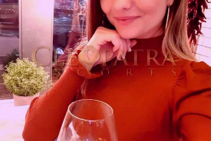 Luna, 26, a red dark-eyed european companion based in Vemyslice. Offering Dinner Date, GFE, OWO, Overnight. Available for incall and outcall, day and evening...