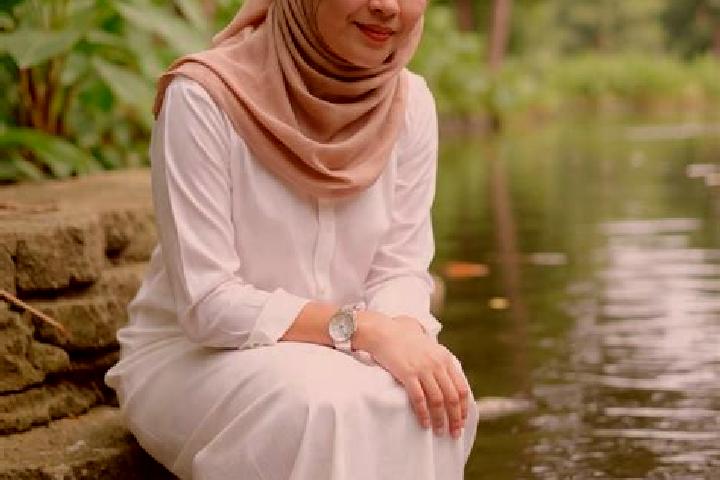 Luna, 26 — Escort in Buniwangi, Indonesia