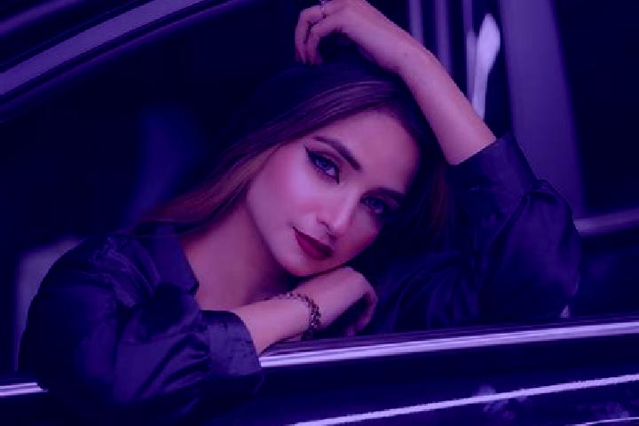 Luna, 26 — Escort in Karama, Australia