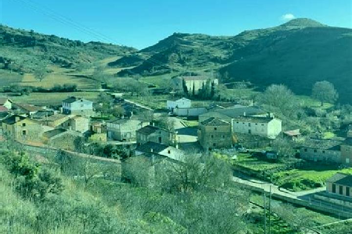 Luna, 26 — Escort in Llano de Bureba, Spain