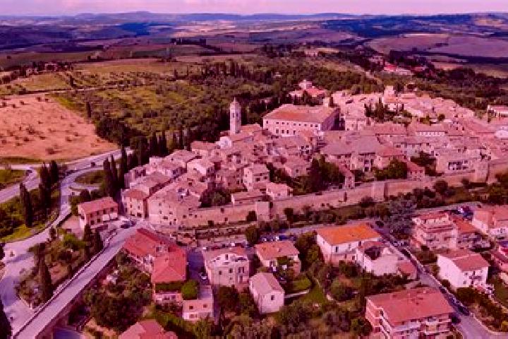 Luna, 26 — Escort in San Quirico in Collina, Italy